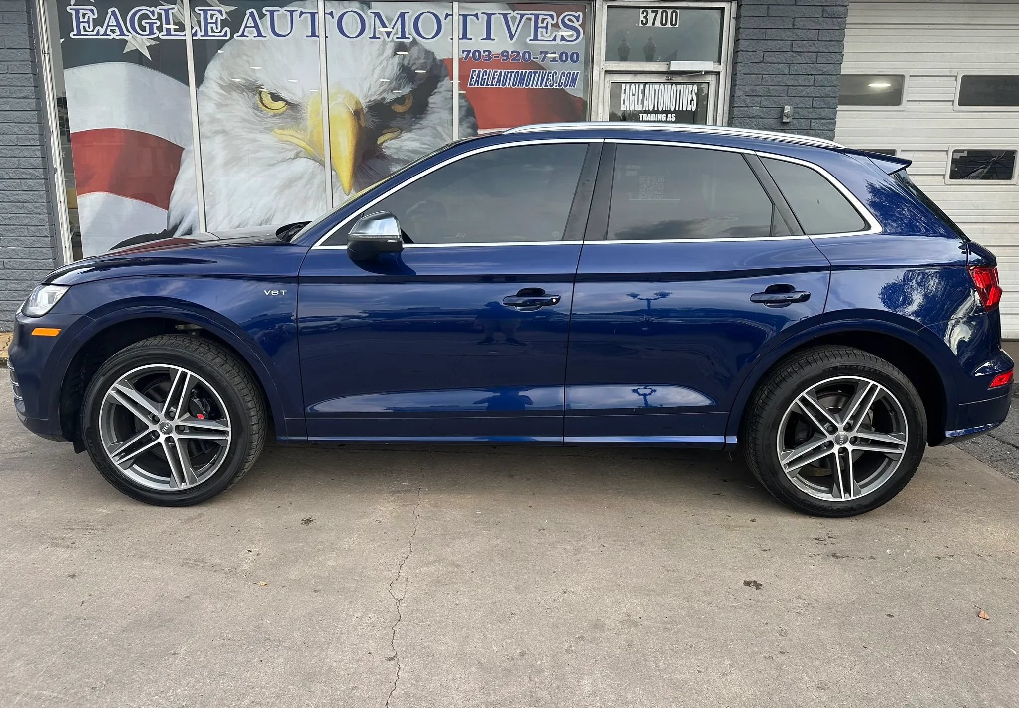 Used 2018 Audi SQ5 Premium Plus w/ Navigation Package AWD/4WD image 6