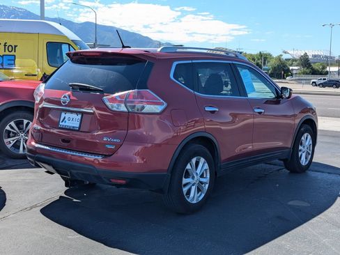 Used 2014 Nissan Rogue SV AWD/4WD image 4