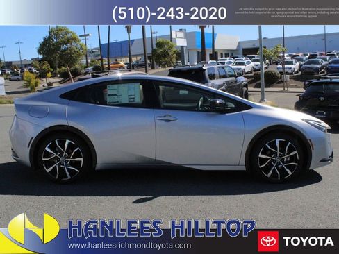 New 2026 Toyota Prius Plug-In Hybrid image 6