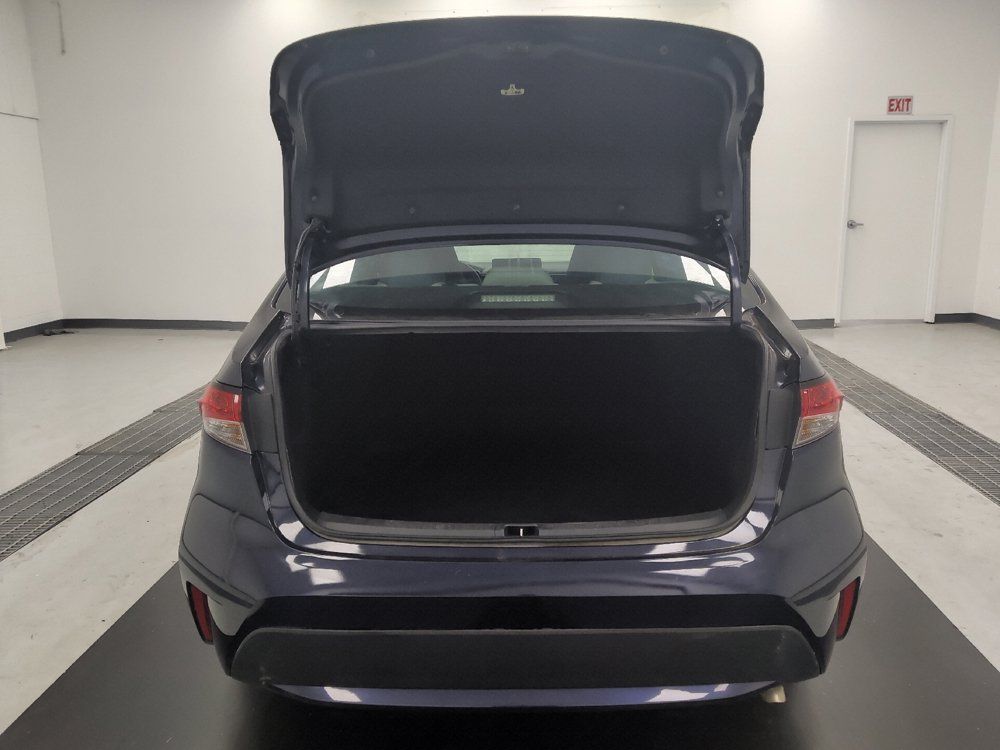Used 2022 Toyota Corolla LE FWD image 29