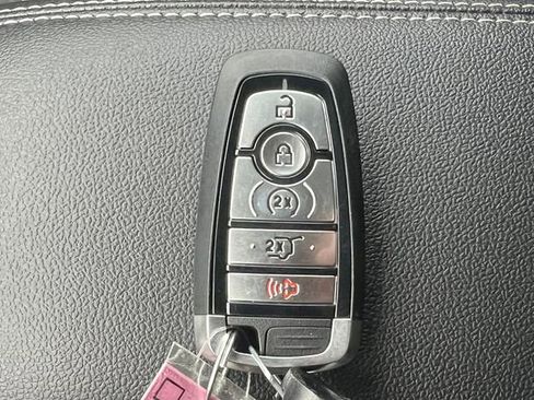 New 2026 Ford Escape SE image 21