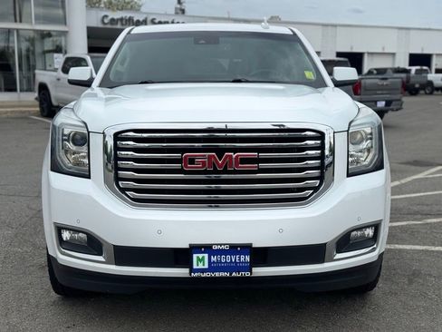 Used 2017 GMC Yukon SLT w/ Premium Edition AWD/4WD image 10