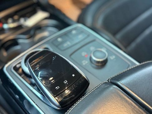 Used 2016 Mercedes-Benz GLE 63 AMG 4MATIC image 24