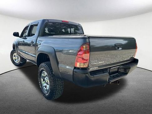 Used 2015 Toyota Tacoma 4x4 Double Cab w/ Convenience Package image 10