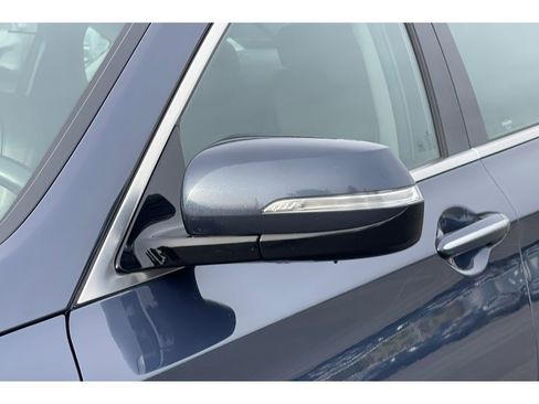 Used 2015 Hyundai Genesis 3.8 w/ Option Group 03 image 19