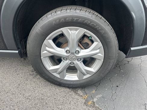 Used 2023 Honda HR-V LX image 35