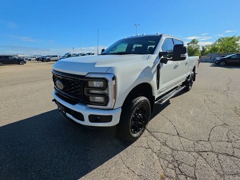 Used 2025 Ford F250 Lariat w/ Black Appearance Package AWD/4WD image 1