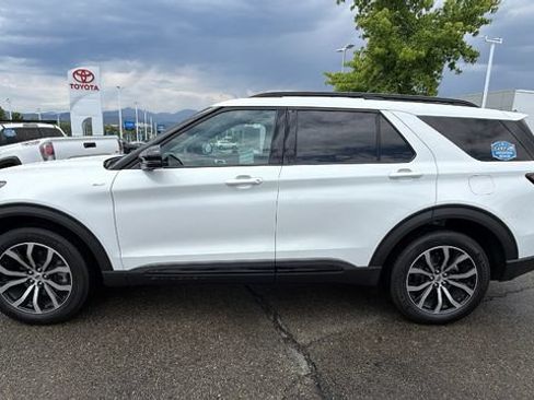 Used 2026 Ford Explorer ST-Line AWD/4WD image 7