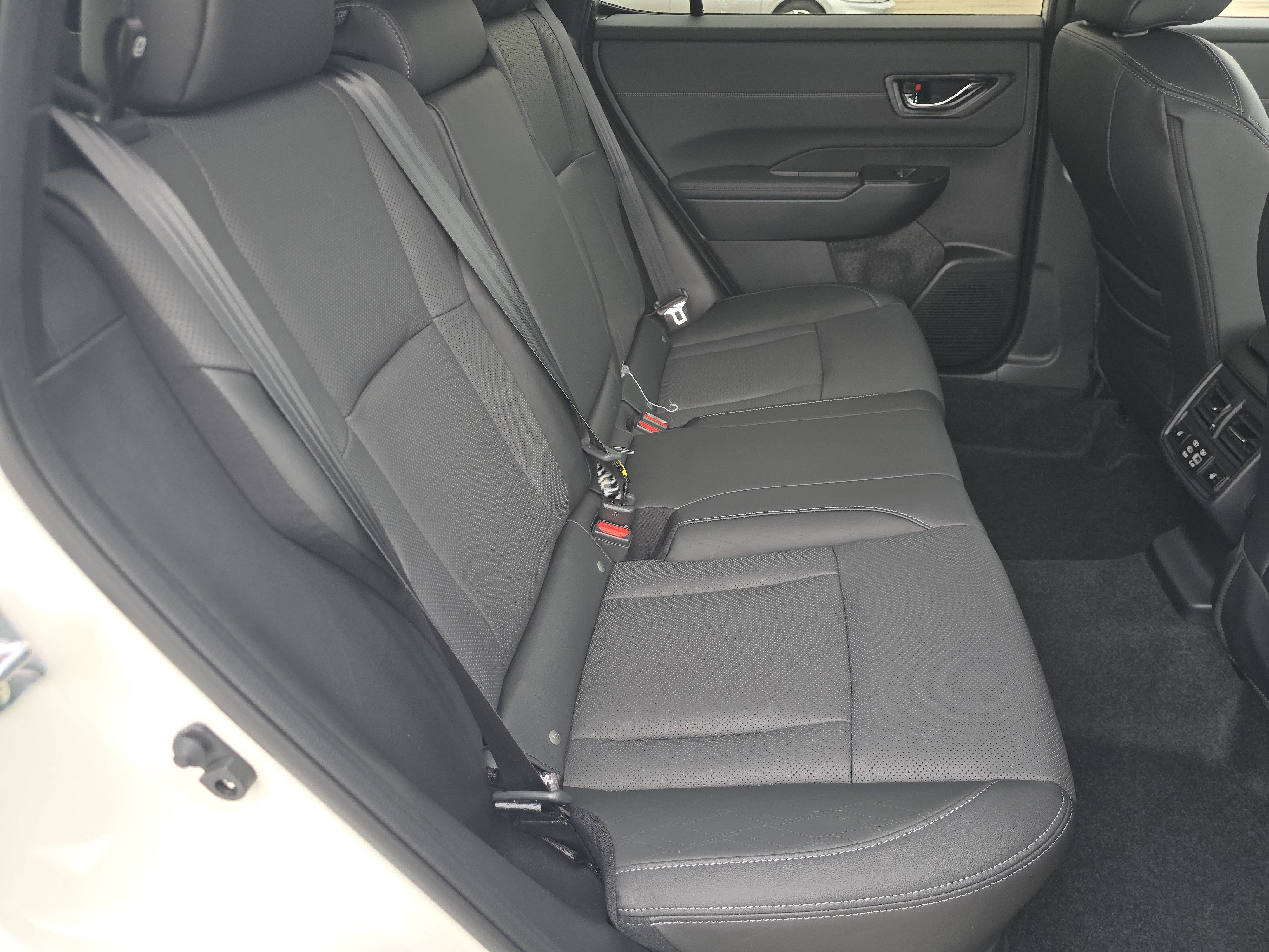 New 2026 Subaru Outback Touring AWD/4WD image 18
