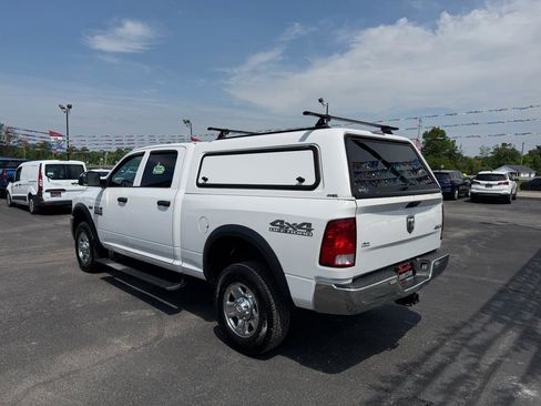 Used 2018 RAM 2500 Tradesman w/ Chrome Appearance Group AWD/4WD image 7