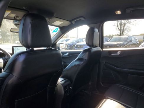 Used 2024 Ford Escape ST-Line image 11
