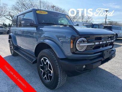 Certified 2025 Ford Bronco Outer Banks