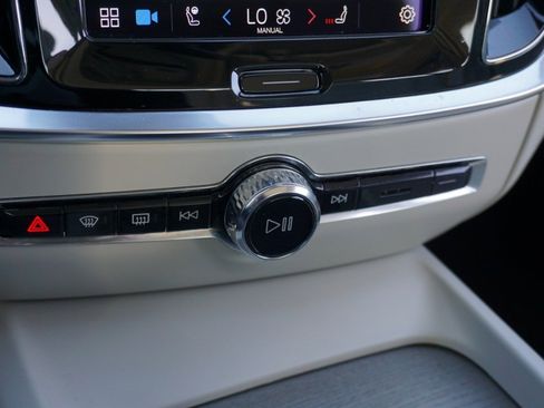 Used 2023 Volvo S60 B5 Plus w/ Climate Package image 16