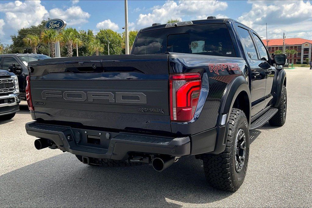 Used 2025 Ford F150 Raptor AWD/4WD image 6