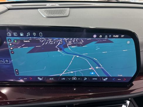 New 2026 Chevrolet Traverse Z71 w/ Enhanced Driving Package image 11