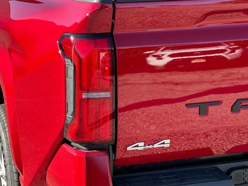 New 2025 Toyota Tacoma SR5 image 31