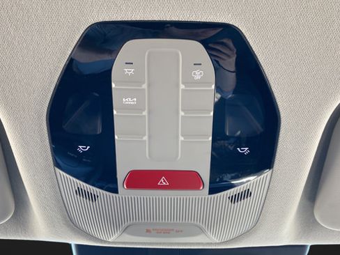 Certified 2025 Kia K4 EX FWD image 33