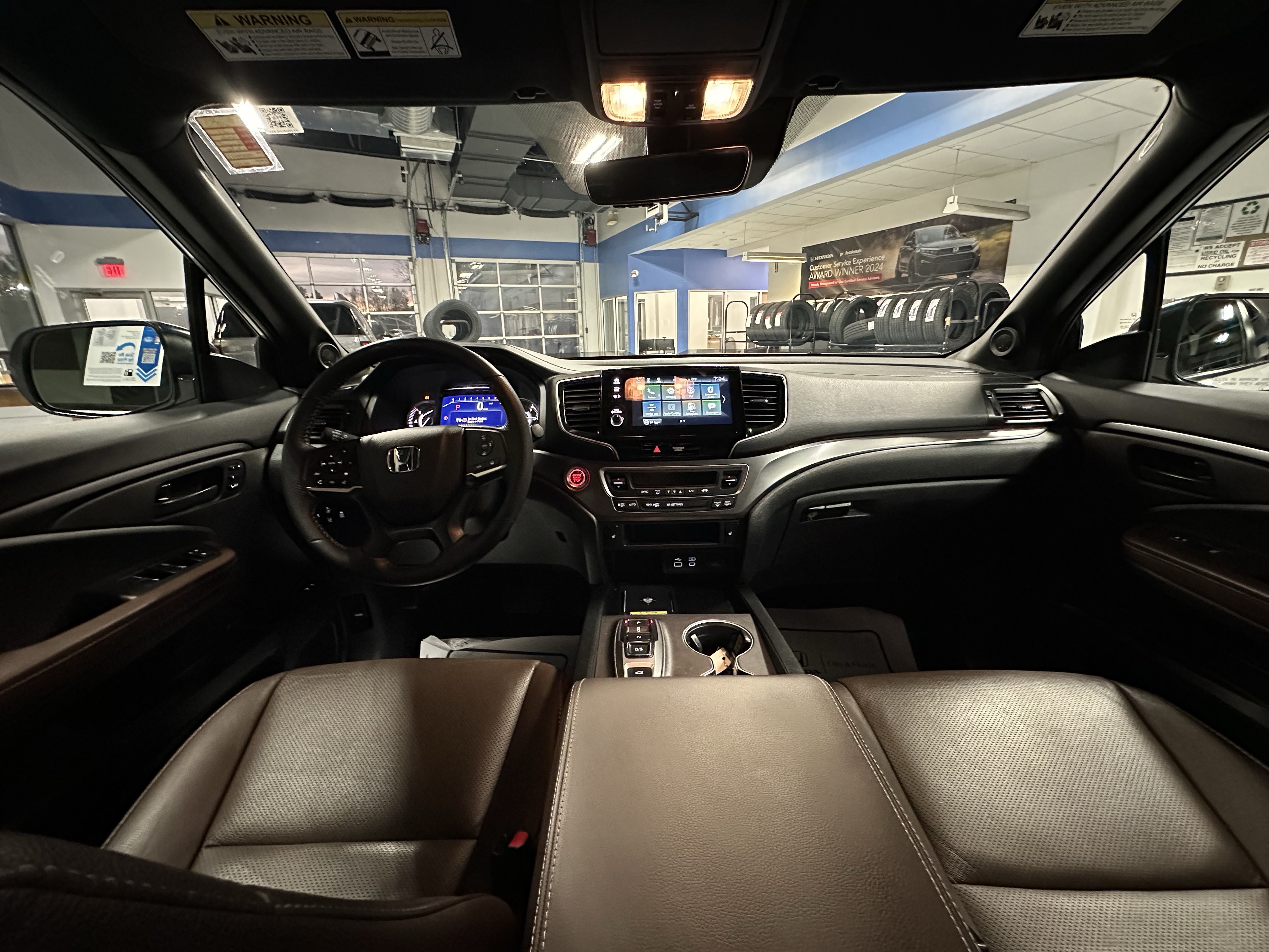 Used 2024 Honda Passport EX-L image 2