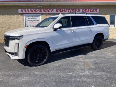 Used 2022 Cadillac Escalade ESV Luxury w/ LPO, Illumination Package