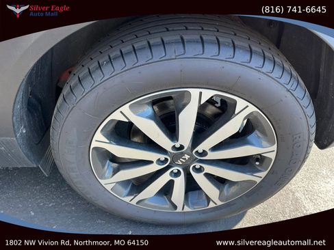 Used 2019 Kia Sportage EX image 11