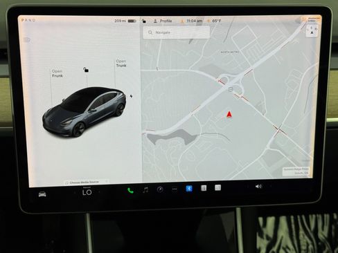 Used 2018 Tesla Model 3 Long Range image 21
