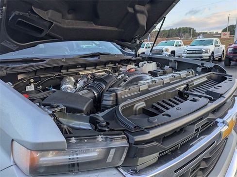 New 2026 Chevrolet Silverado 3500 LT image 38