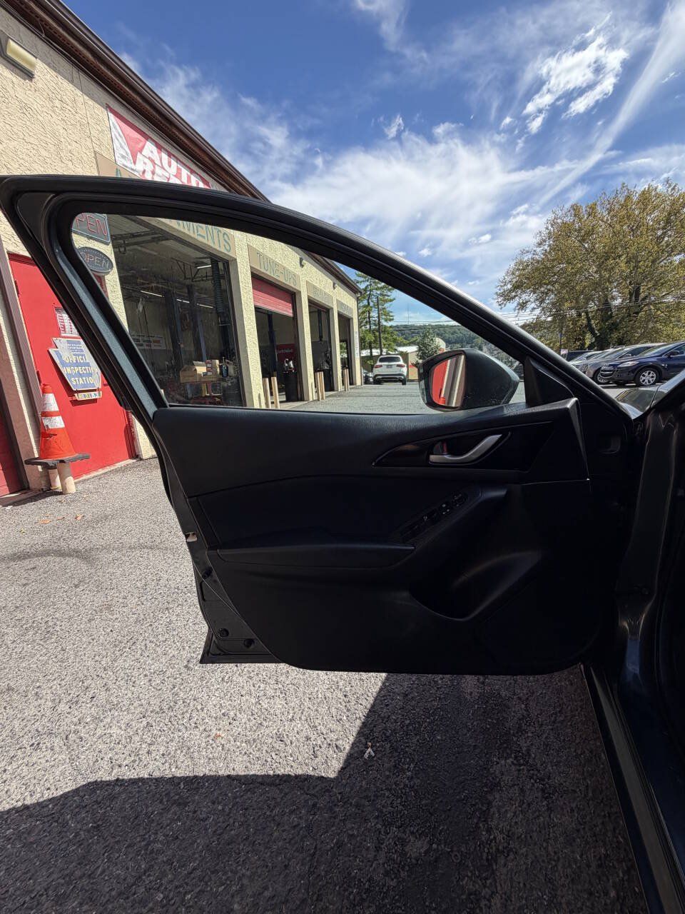 Used 2014 MAZDA MAZDA3 i Sport FWD image 29