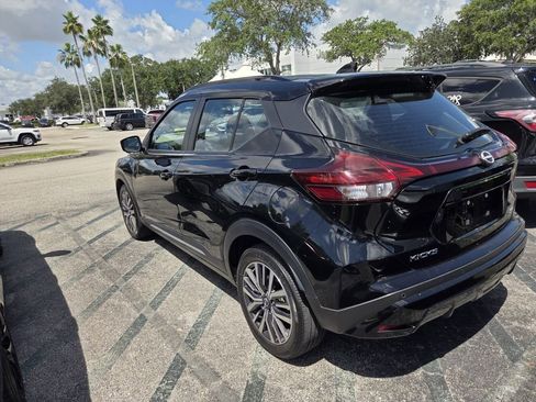 Used 2024 Nissan Kicks SR FWD image 4