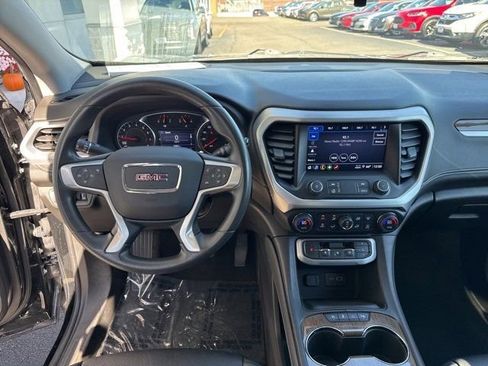 Used 2023 GMC Acadia SLE w/ Driver Convenience Package image 15