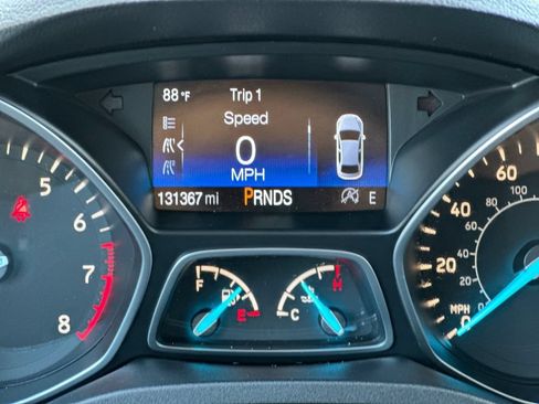 Used 2017 Ford Escape Titanium FWD image 27