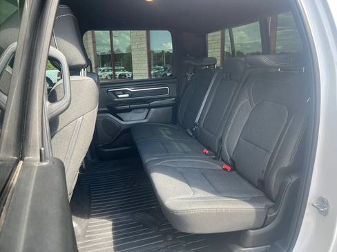 Used 2019 RAM 1500 Big Horn AWD/4WD image 9