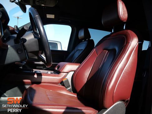 Used 2023 Ford Expedition Max Limited image 15