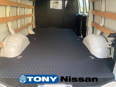 Used 2023 GMC Savana 2500 Work Van w/ Driver Convenience Package image 29