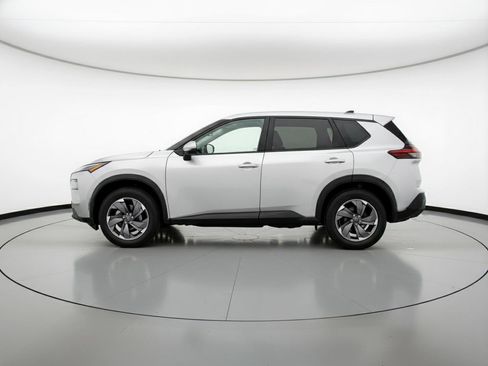 Used 2025 Nissan Rogue SV image 5