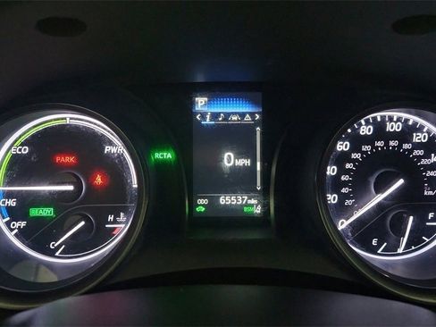 Used 2022 Toyota Camry SE image 17