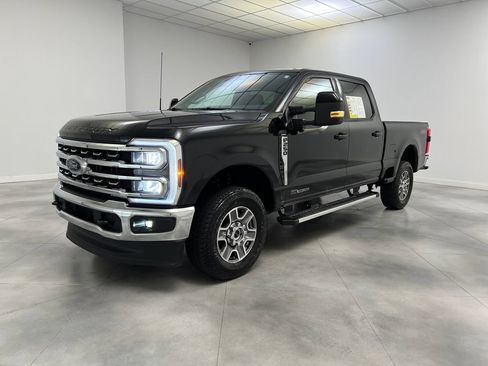 Used 2026 Ford F250 Lariat AWD/4WD image 4