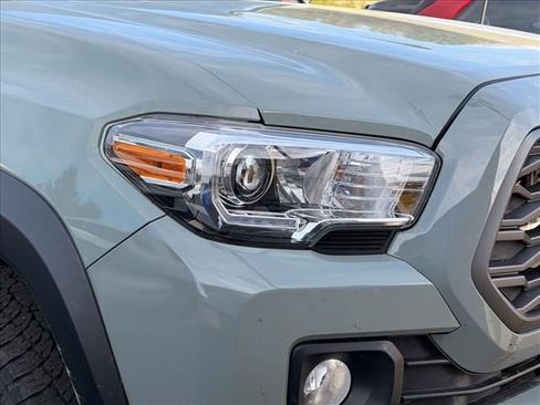 Used 2023 Toyota Tacoma TRD Off-Road AWD/4WD image 9