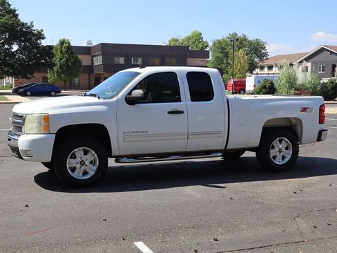 Used 2011 Chevrolet Silverado 1500 LT w/ All-Star Edition AWD/4WD image 10