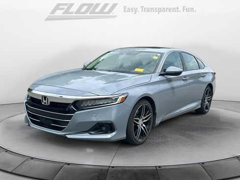 Used 2021 Honda Accord Touring image 4