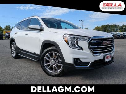 Used 2022 GMC Terrain SLT w/ LPO, 'HIT The Road' Package