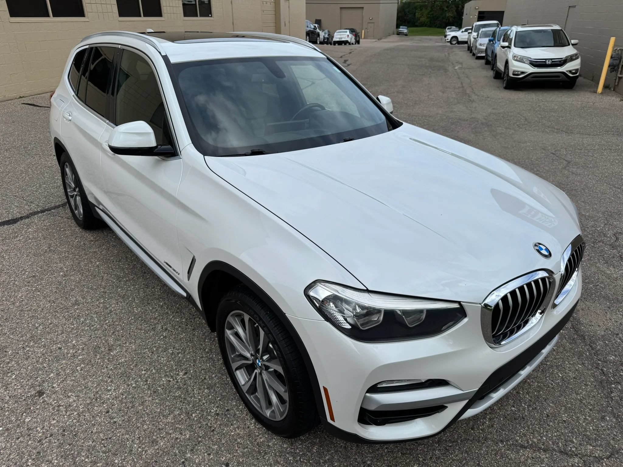 Used 2018 BMW X3 xDrive30i AWD/4WD image 13