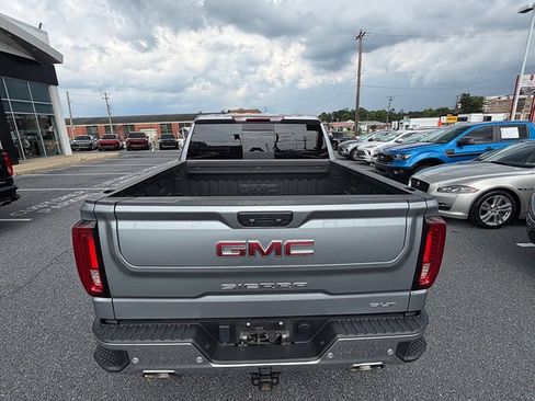 Used 2024 GMC Sierra 1500 SLT w/ SLT Premium Plus Package AWD/4WD image 5