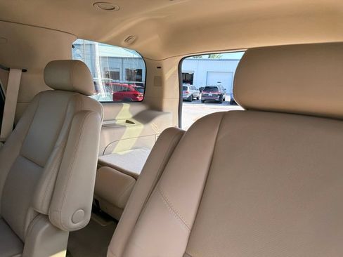 Used 2009 GMC Yukon Denali AWD/4WD image 13