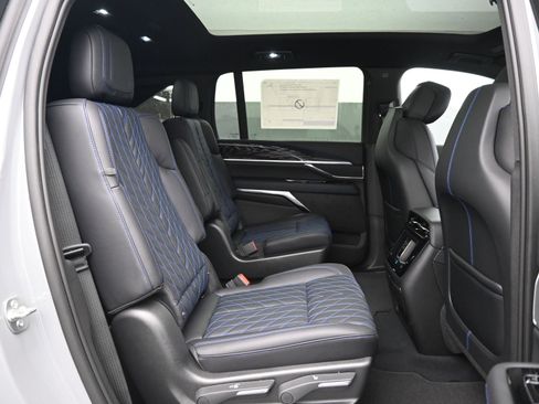 New 2026 Cadillac Escalade IQ Sport 1 w/ LPO, Floor Liner Package image 12