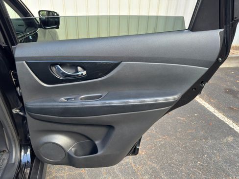 Used 2019 Nissan Rogue SL w/ Premium Package AWD/4WD image 44