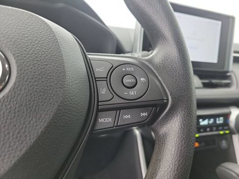 Used 2023 Toyota RAV4 XLE w/ Convenience Package FWD image 25