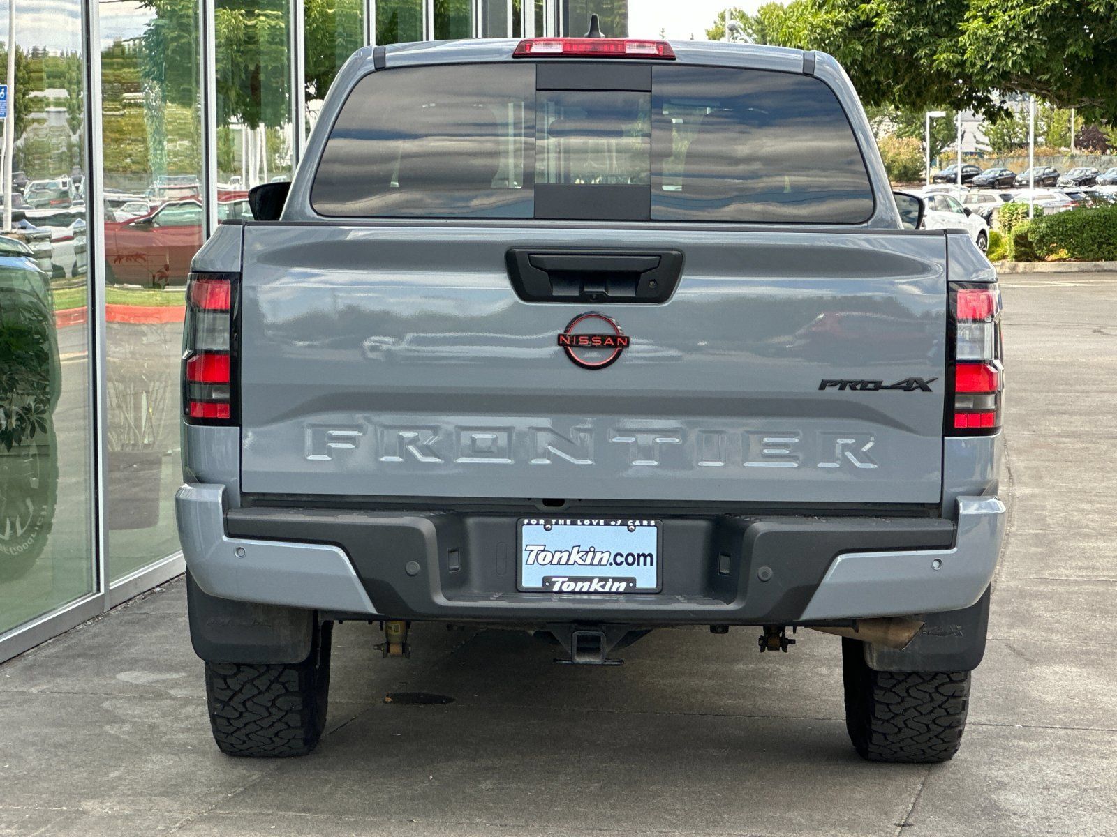 Used 2024 Nissan Frontier PRO-4X w/ Technology Package AWD/4WD image 4