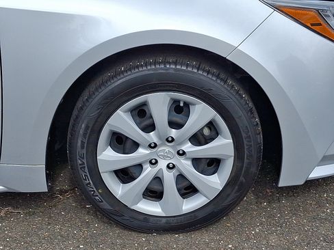 Certified 2022 Toyota Corolla LE image 8