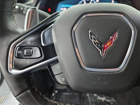 Used 2022 Chevrolet Corvette Stingray Preferred Conv w/ Z51 Performance Package RWD image 25
