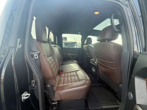 Used 2020 Nissan Titan Platinum Reserve w/ Moonroof Package AWD/4WD image 21